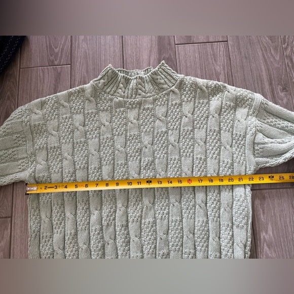 Vintage|Cozy Pastel Sage Green Cable Knit Sweater,fisherman style•••oversized - Picture 9 of 9